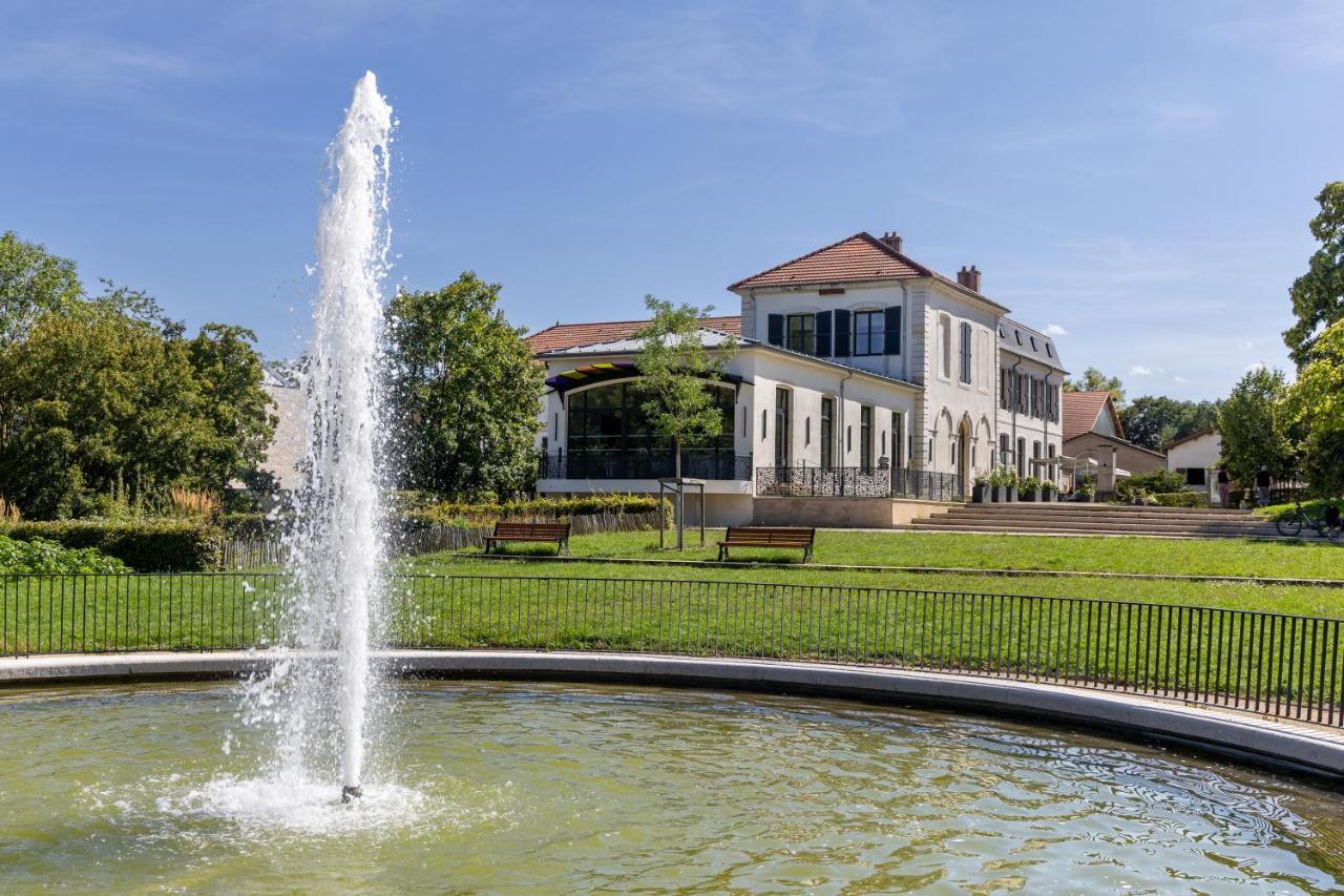 Hotel Au Chateau Villers-lès-Nancy エクステリア 写真