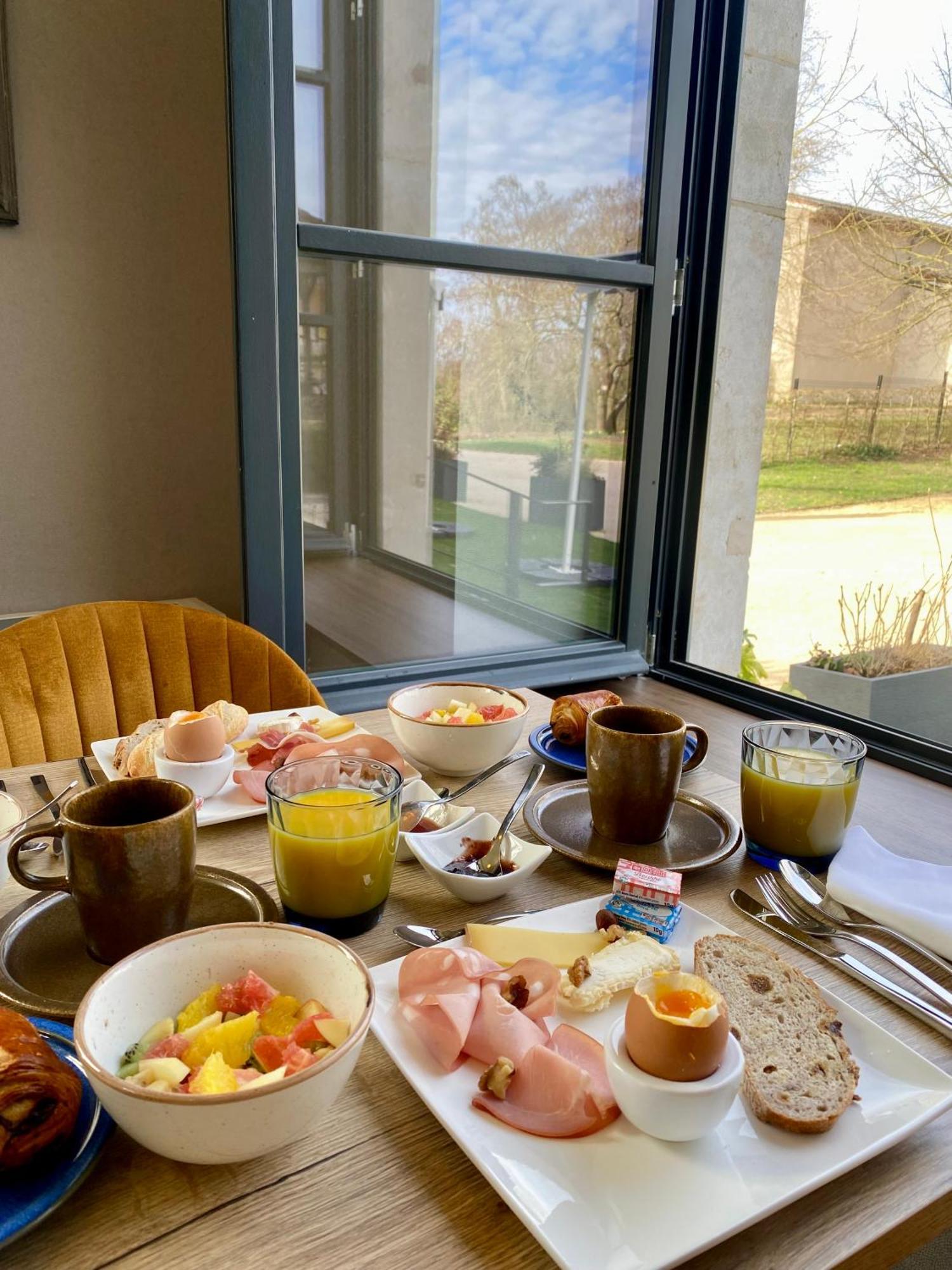 Hotel Au Chateau Villers-lès-Nancy エクステリア 写真