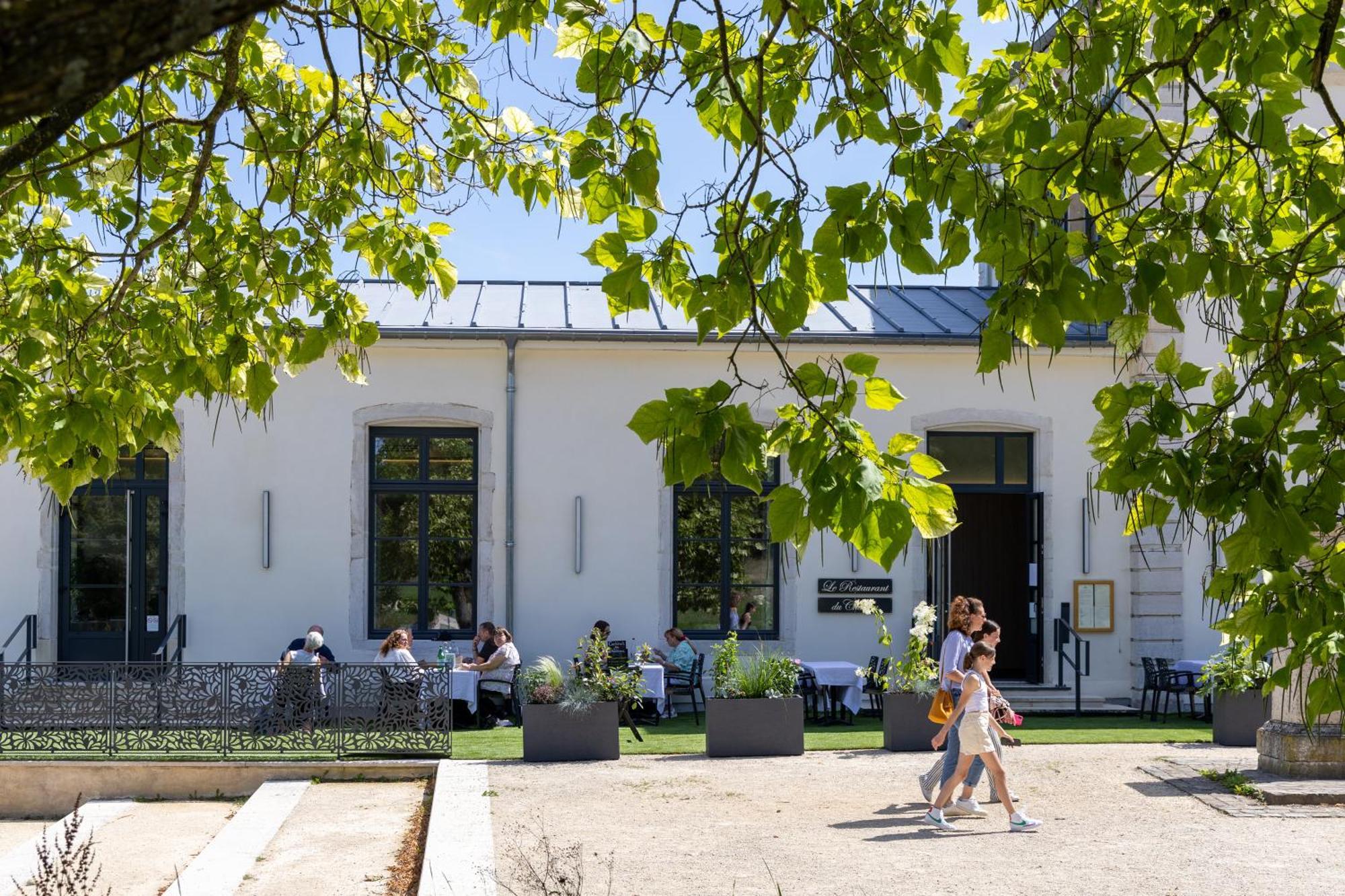 Hotel Au Chateau Villers-lès-Nancy エクステリア 写真